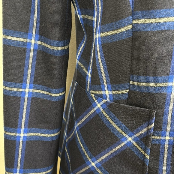 EUC Nordstrom Signature Wool Blazer - Picture 3 of 6